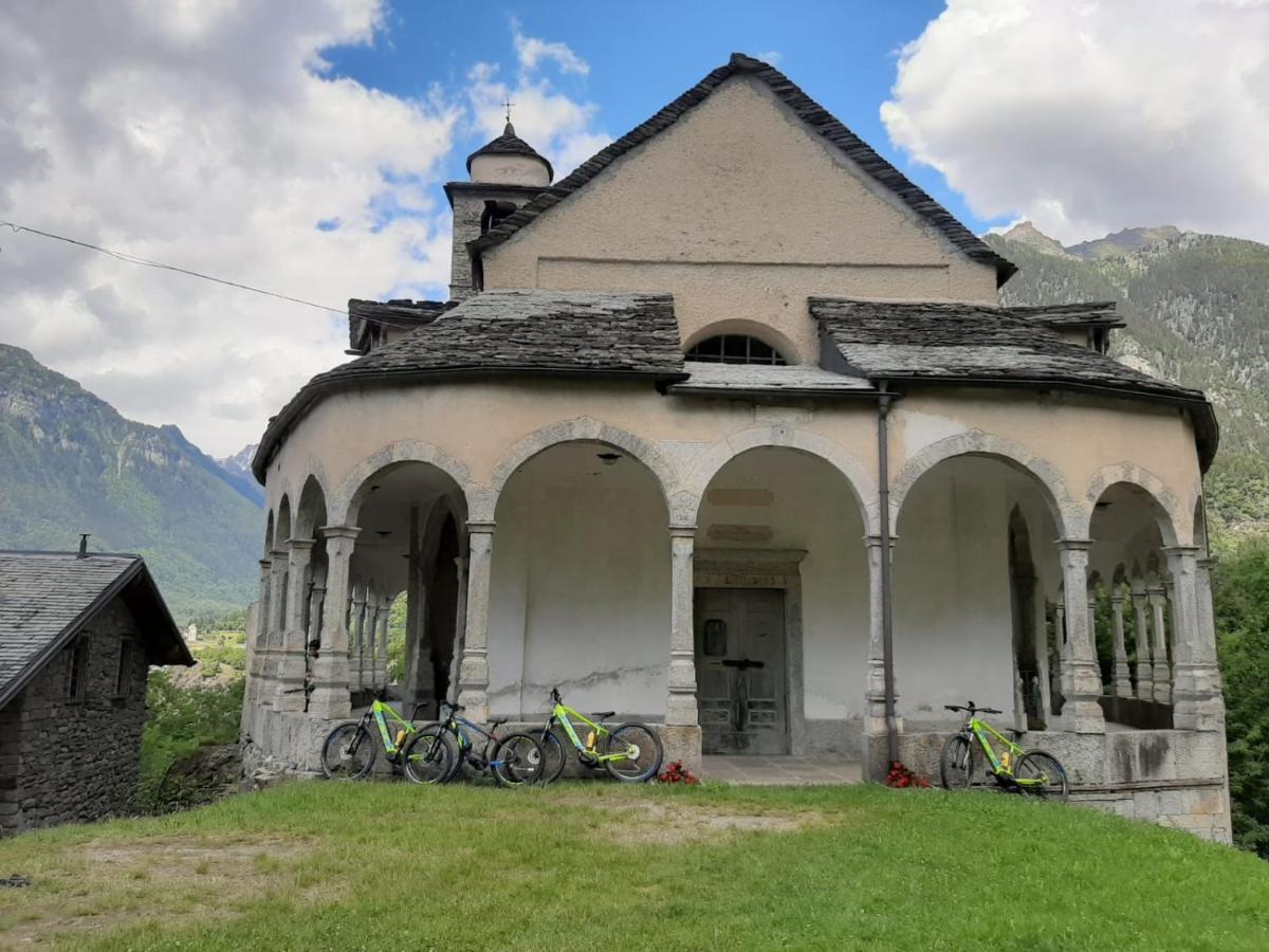 Locanda Del Sasso Rooms Crodo Exterior photo