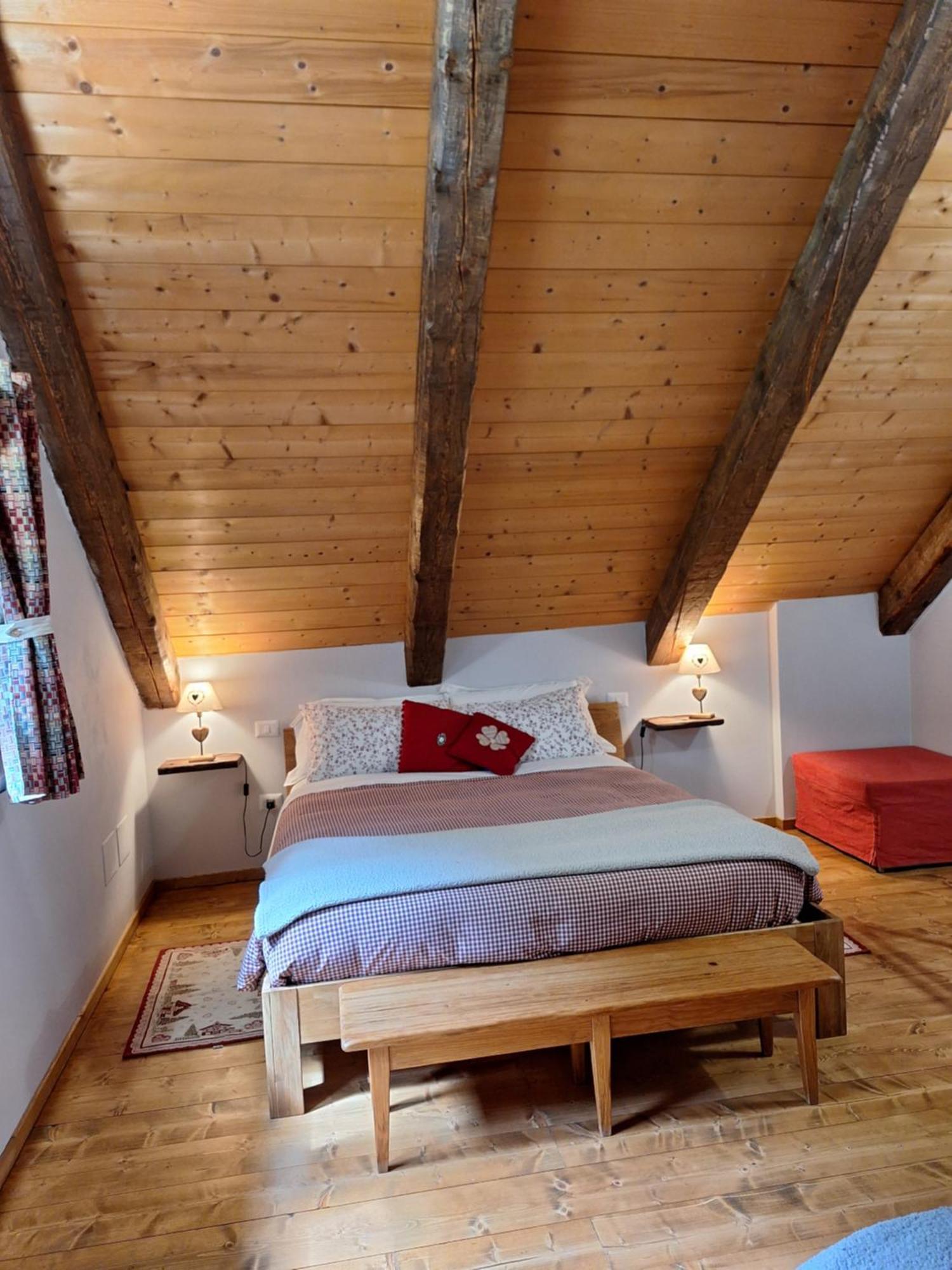 Locanda Del Sasso Rooms Crodo Exterior photo